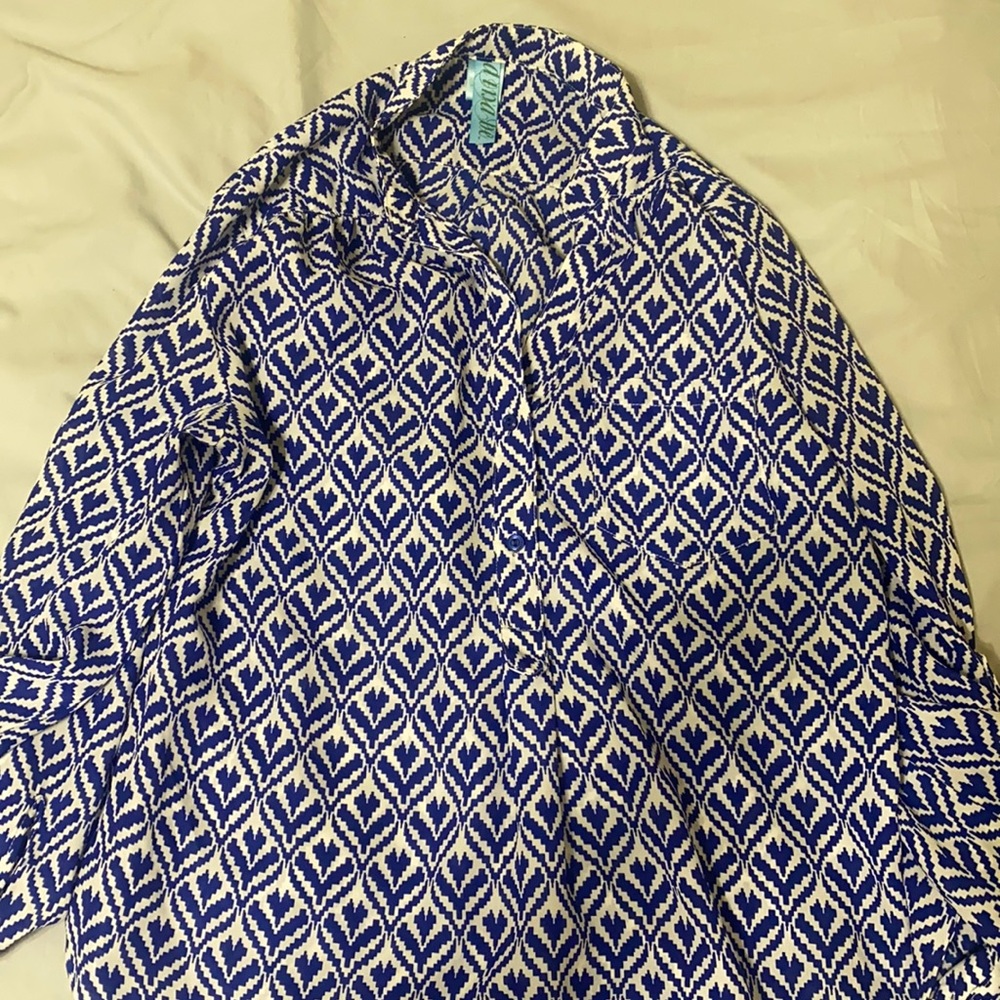 Blue patterned work blouse